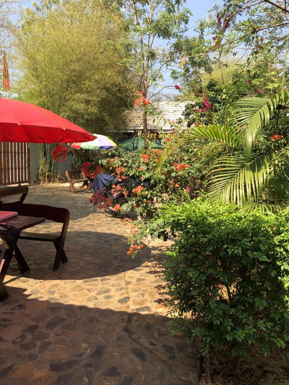 Thai Castle Resort Ban Thap Sila エクステリア 写真