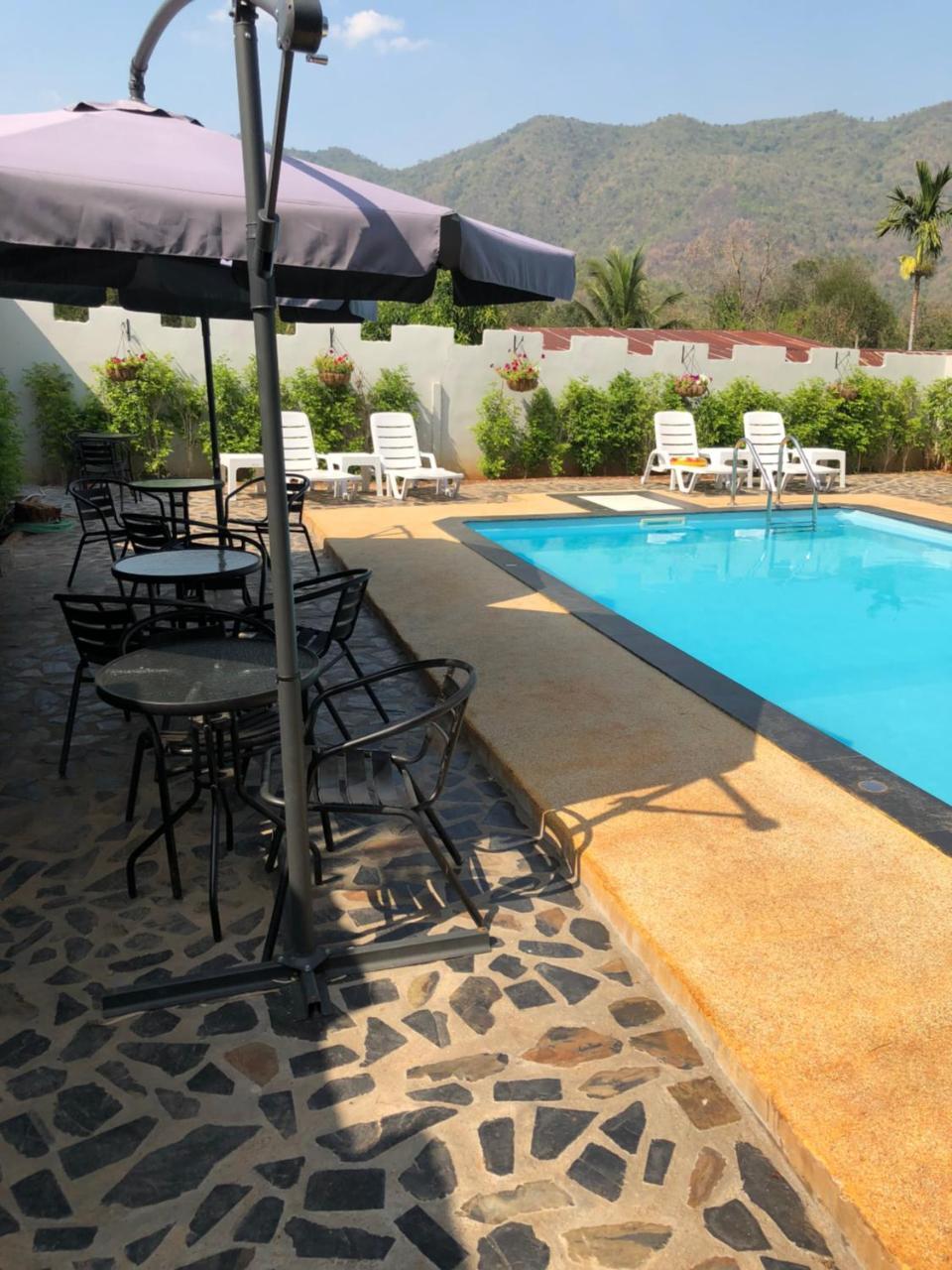 Thai Castle Resort Ban Thap Sila エクステリア 写真